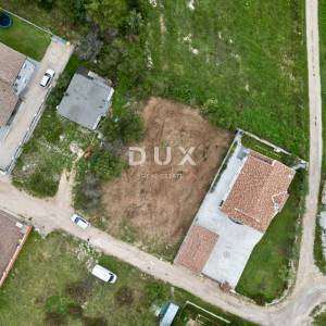 ISTRA, BUJE, KAŠTEL - Zemljište s pravomoćnom građevinskom dozvolom