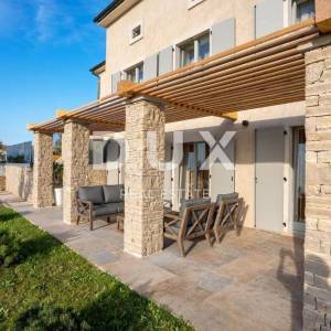 ISTRA, BUJE - Moderan obiteljski hotel s profesionalnim restoranom i panoramskim pogledom