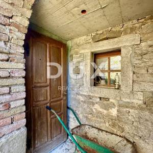 ISTRA, BUJE - NOVO - Kuća umjetnika s panoramskim pogedom