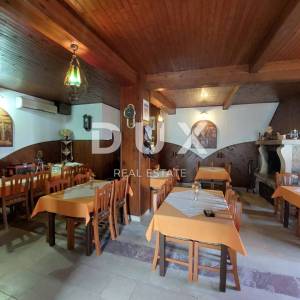 ISTRA, BUJE - Restoran sa stambenom jedinicom u centru Buja, pogled na more