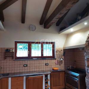 Istra, Buje, samostojeća kuća, 140m2, terasa
