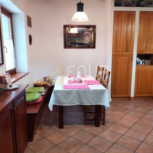 Istra, Buje, samostojeća kuća, 140m2, terasa