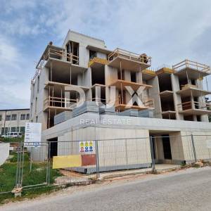 ISTRA, BUJE - Ugodan stan s otvorenim pogledom