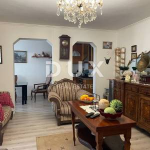 ISTRA, BUJE – Useljiv stan u šarmantnom gradiću s dušom Istre