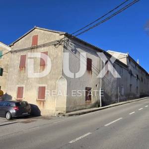 ISTRA, BUZET - Kamena kuća za adaptaciju u blizini granice