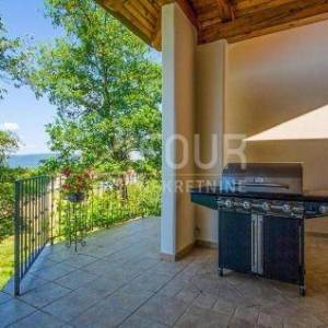 Istra, Buzet, kamena vila s bazenom, 248m2