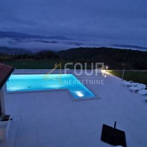 Istra, Buzet, samostojeća kuća s bazenom, 159m2