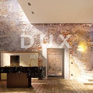 ISTRA, CEROVLJE - Kamena starina sa započetom adaptacijom