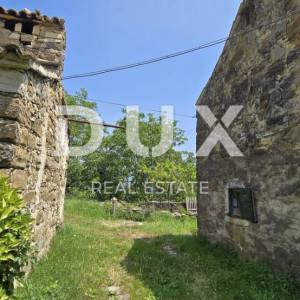 ISTRA, CEROVLJE, OKOLICA - Jedinstvena prilika na tržištu! Selo na osami od 20ha