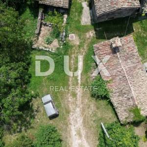 ISTRA, CEROVLJE, OKOLICA - Jedinstvena prilika na tržištu! Selo na osami od 20ha