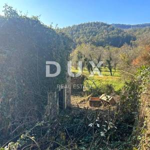 ISTRA, CEROVLJE - Samostojeća ruševna kuća s velikom okućnicom