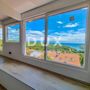 ISTRA, DUGA UVALA - Penthouse s pogledom na uvalu