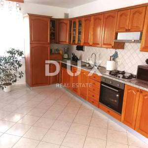 ISTRA, FAŽANA - Apartmanska kuća na 600m od centra i prvih plaža