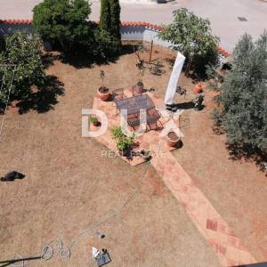 ISTRA, FAŽANA - Apartmanska kuća 250 m od mora !