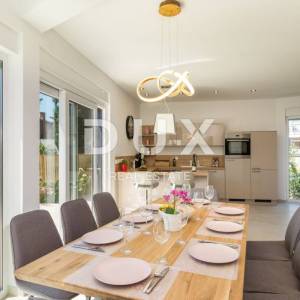 ISTRA, FAŽANA - Ekskluzivna duplex vila na 300m od plaže