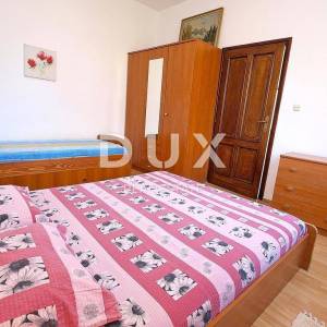 ISTRA, FAŽANA - Etaža kuće s 4 apartmana i vrtom - 500 m OD MORA!!