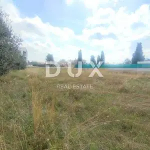 ISTRA, FAŽANA - Gređevinsko zemljište s idejnim projektom zgrade 50 m od plaže