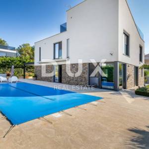 ISTRA, FAŽANA - Jedinstvena vila s pogledom od kojeg zastaje dah