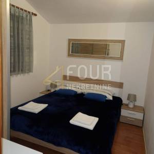 Istra, Fažana, kuća + 2 poslovna prostora + apartman
