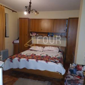 Istra, Fažana, kuća + 2 poslovna prostora + apartman