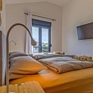 ISTRA, FAŽANA - Kuća s bazenom u blizini mora