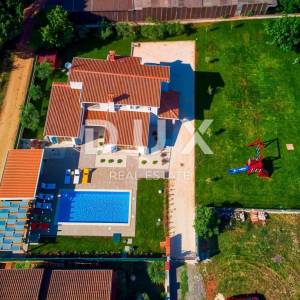 ISTRA, FAŽANA Prekrasna obiteljska kuća blizu mora!