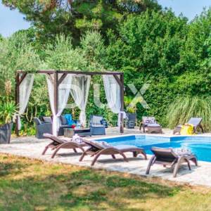 ISTRA, FILIPANA - Romantična autohtona istarska kamena vila