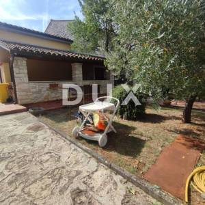 ISTRA, GALIŽANA - Dvije kamene rustikalne vile okružene prirodom