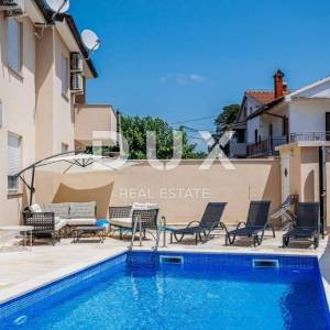 ISTRA, GALIŽANA - Dvojna kamena vila s bazenom