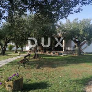 ISTRA, GALIŽANA- Jedinstvena rustikalna kuća sa pogledom na Brijunsko otočje!
