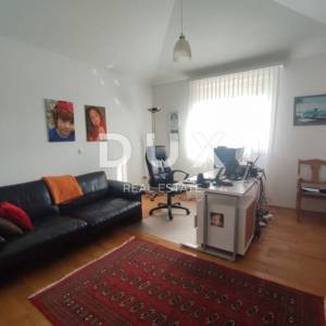 ISTRA, GALIŽANA - Kuća s predivnom okućnicom i bazenom