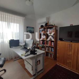 ISTRA, GALIŽANA - Kuća s predivnom okućnicom i bazenom