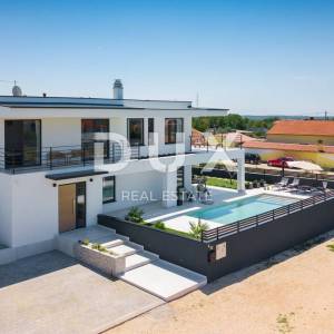ISTRA, GALIŽANA - Kvalitetna vila nadomak plaža