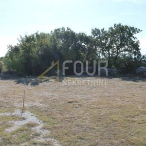 Istra, Galižana, poljoprivredno zemljište 571m2