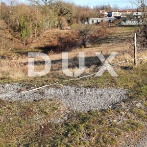 ISTRA, GRAČIŠĆE - Prostrano građevinsko zemljište 6000m2 - prilika za investitore