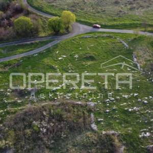 Istra – građevinsko zemljište s pogledom na prirodu, u blizini Parka prirode Učk