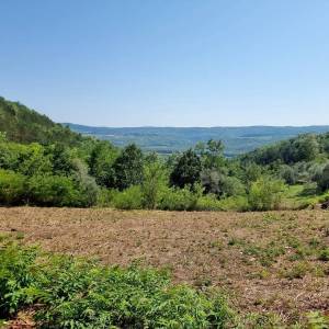 ISTRA, GROŽNJAN - Imanje s panoramskim pogledom