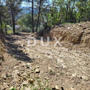 ISTRA, GROŽNJAN - Kompleks građevinskog i poljoprivrednog zemljišta s prekrasnim pogledom
