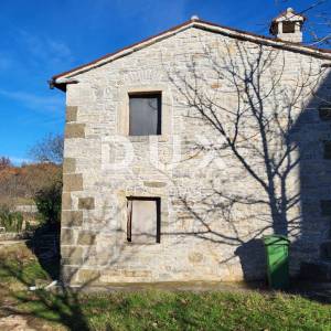 ISTRA, GROŽNJAN - Samostojeća kamena kuća