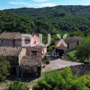 ISTRA, HUM - Idilično imanje s velikim poslovnim potencijalom