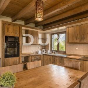 ISTRA, JURŠIĆI - Prekrasan resort sa šest vila