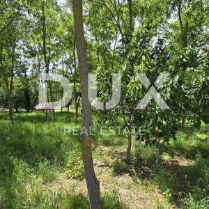 ISTRA, KANFANAR- Prekrasna građevinska parcela