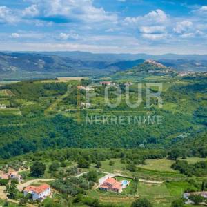 Istra, Karojba, građevinsko zemljište 1.413m2
