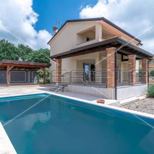 ISTRA, KAŠTELIR - Kuća s bazenom i pogledom na more