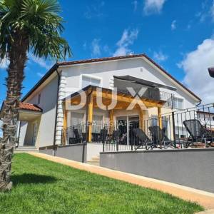 ISTRA, KAŠTELIR - Luksuzna vila s bazenom