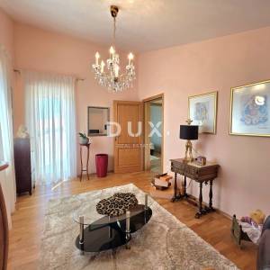 ISTRA, KAŠTELIR - Privatna vila na mirnoj lokaciji s panoramskim pogledom na more