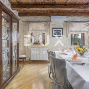 ISTRA, KAŠTELIR - Vila s predivnim pogledom na more 