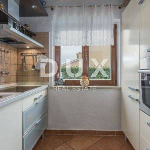 ISTRA, KAŠTELIR - Vila s predivnim pogledom na more 