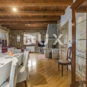 ISTRA, KAŠTELIR - Vila s predivnim pogledom na more 