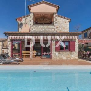 ISTRA, KAŠTELIR - Vila s predivnim pogledom na more 